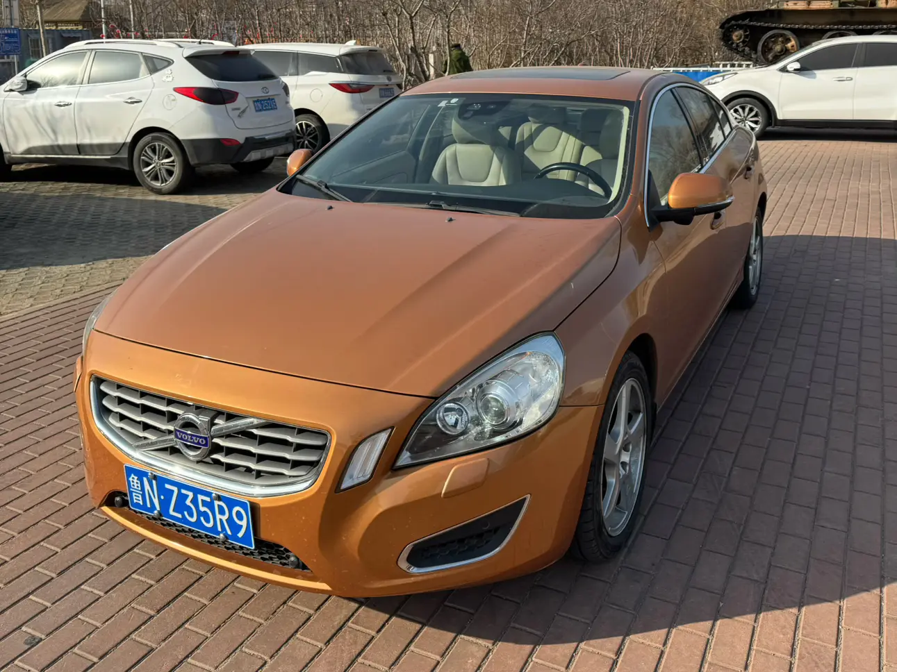 Volvo S60  из Китая