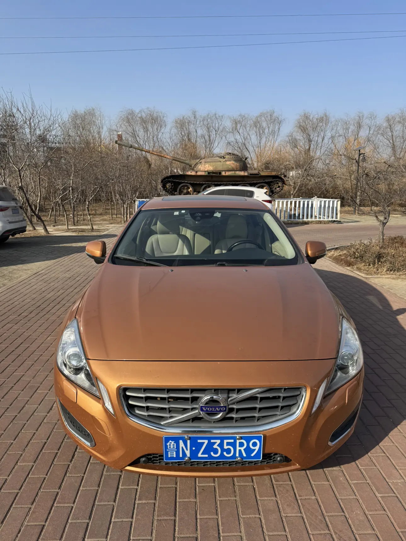 Volvo S60  из Китая