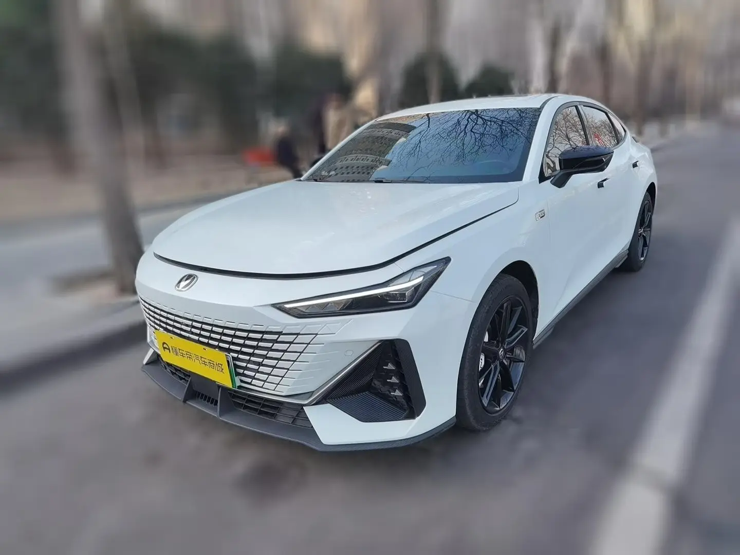 Changan UNI-V  из Китая