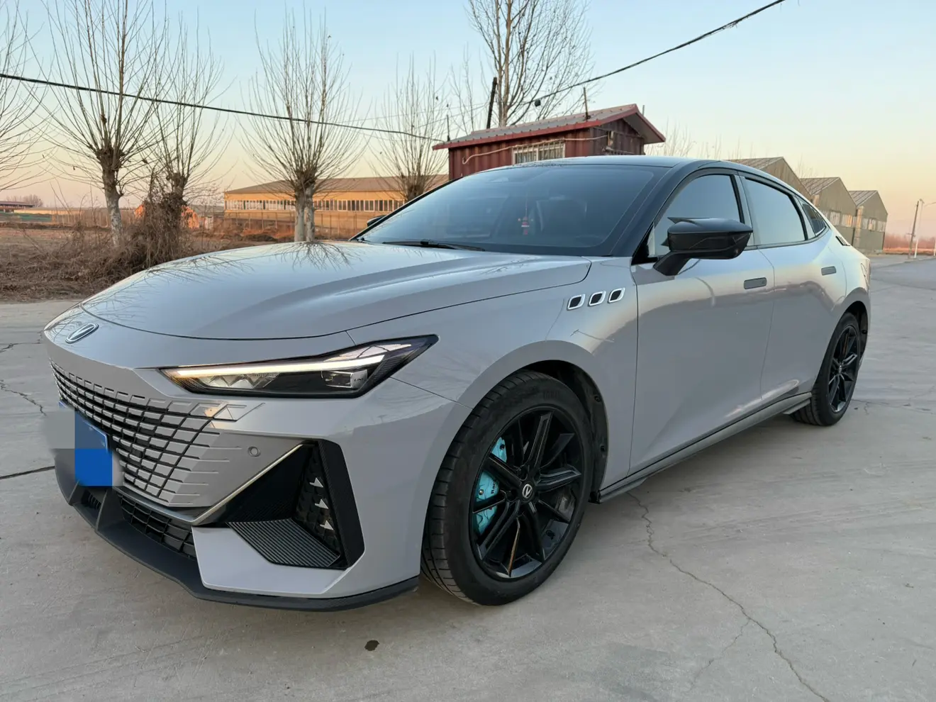 Changan UNI-V  из Китая