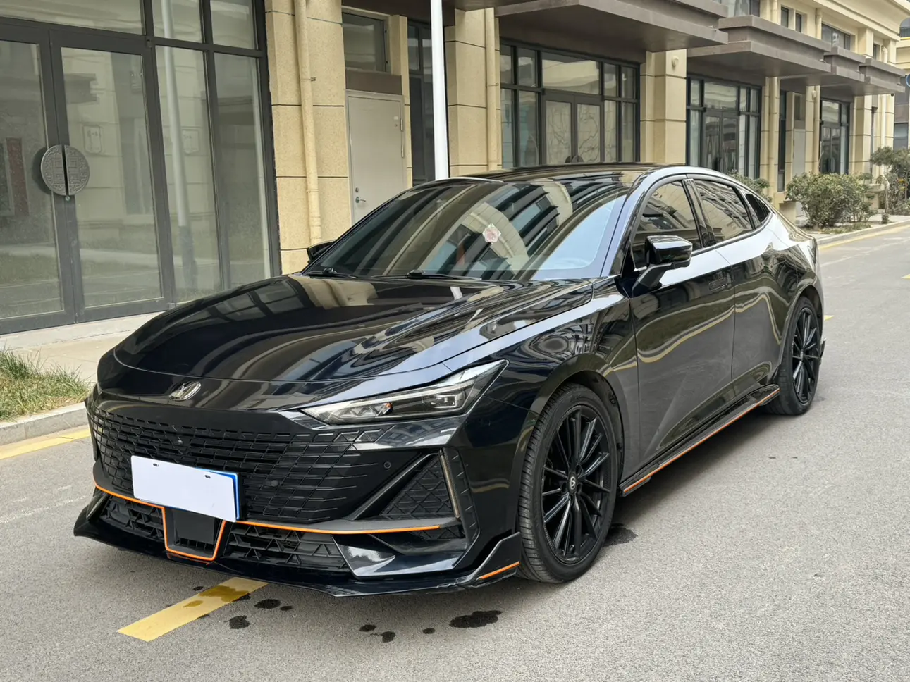 Changan UNI-V  из Китая