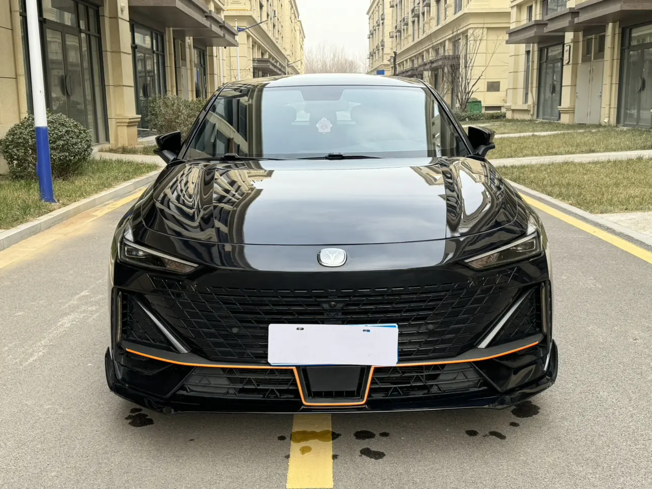 Changan UNI-V  из Китая