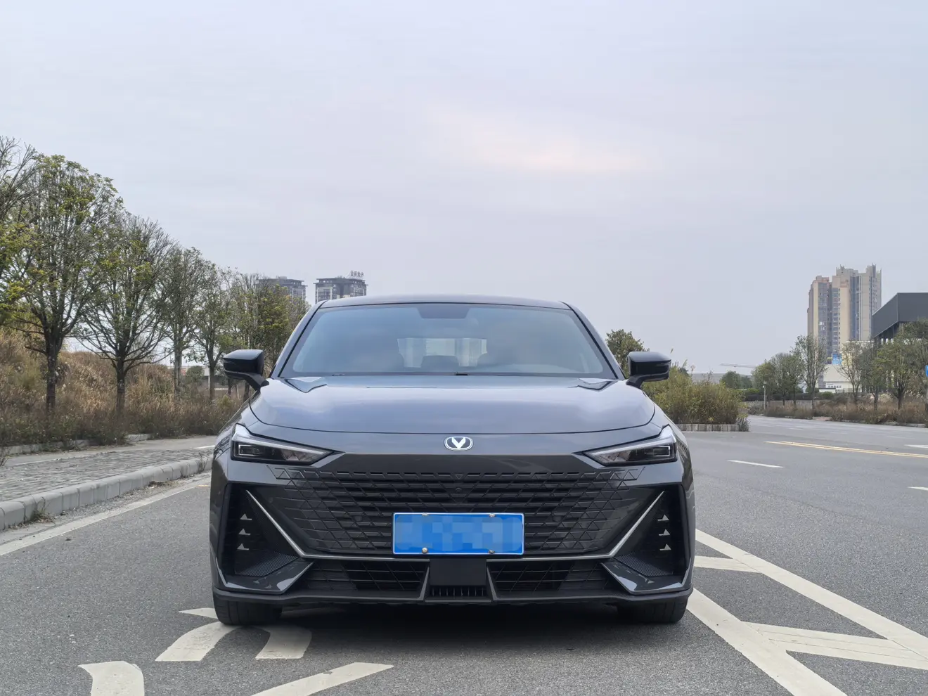 Changan UNI-V  из Китая