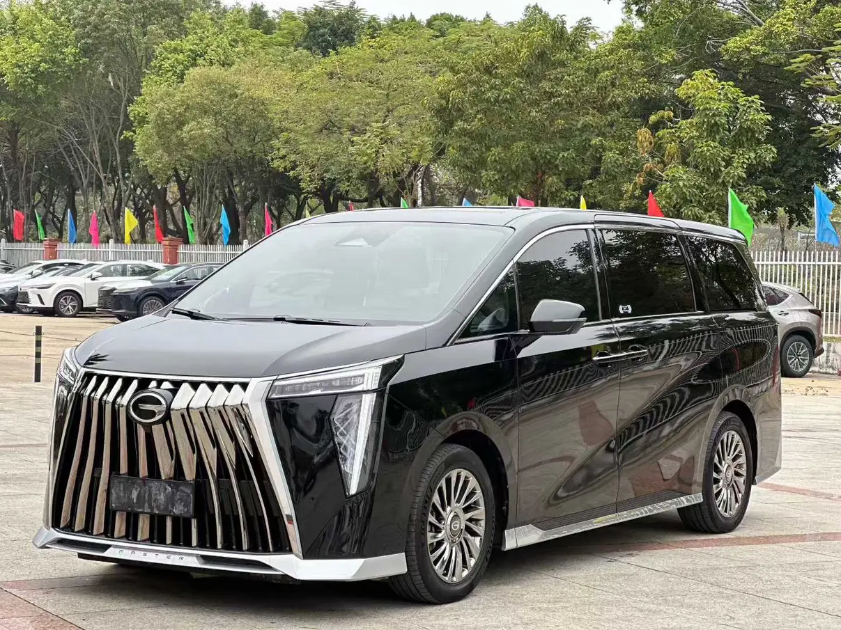 GAC Trumpchi M8  из Китая