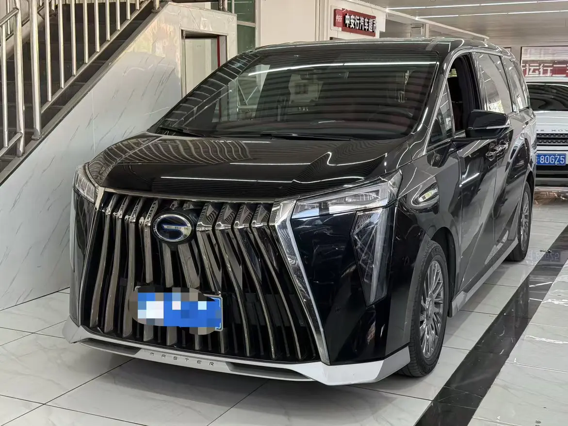 GAC Trumpchi M8  из Китая