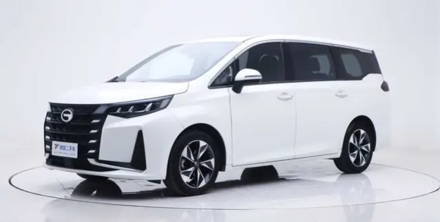 GAC Trumpchi M6  из Китая