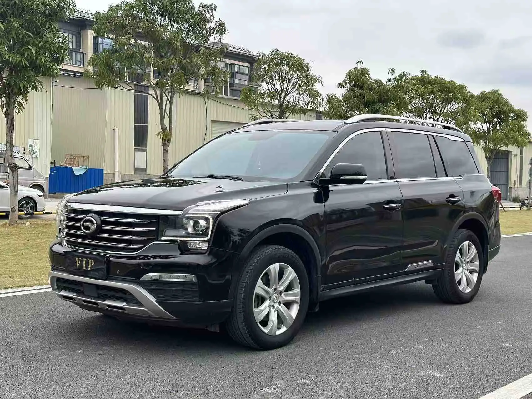 GAC Trumpchi GS8  из Китая