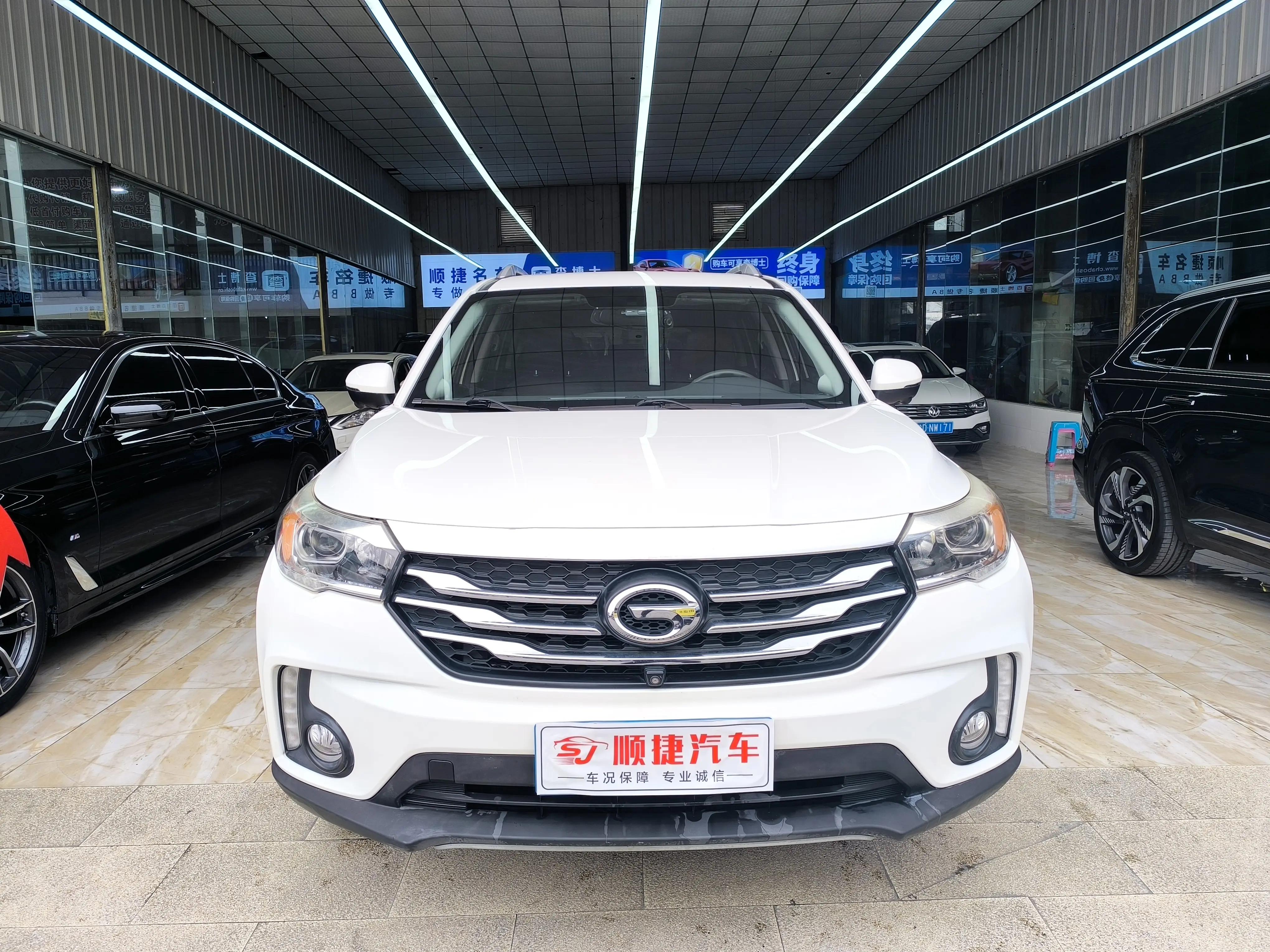 GAC Trumpchi GS4  из Китая