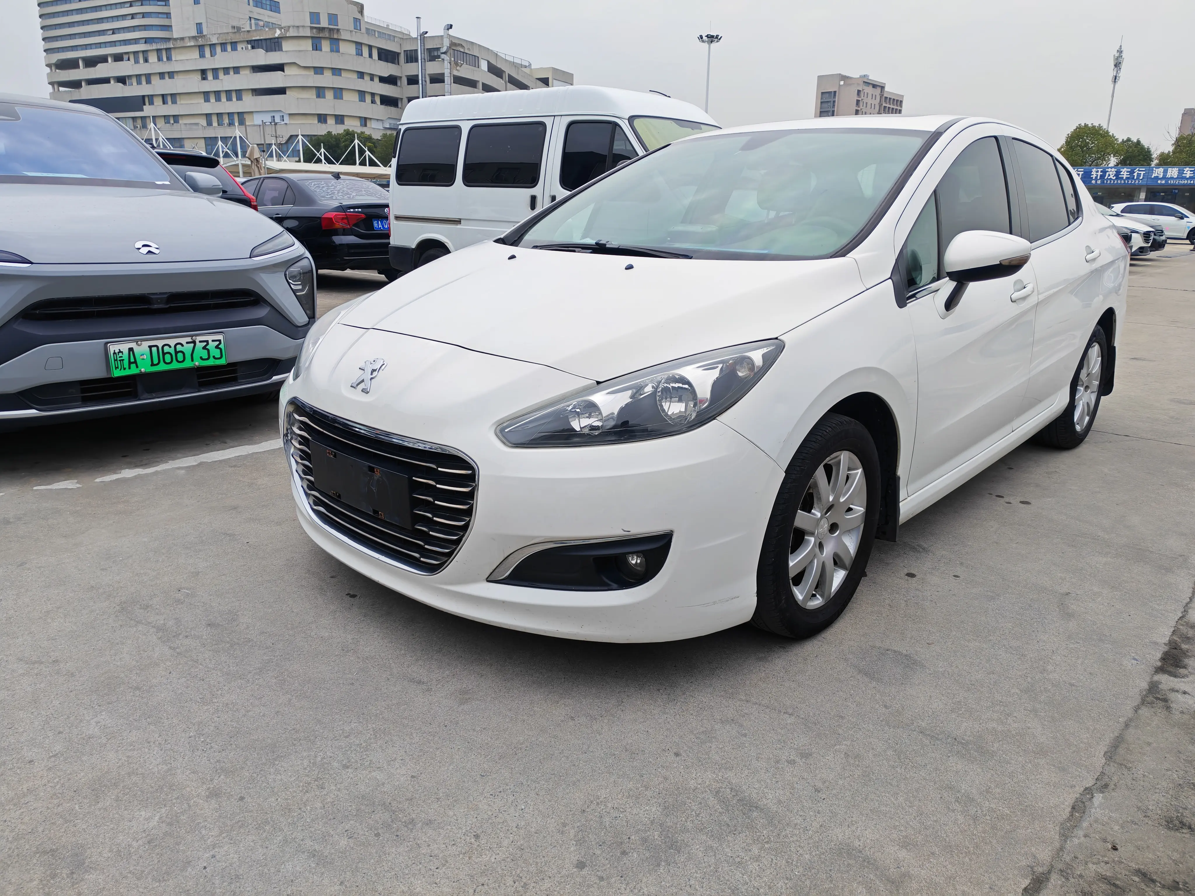 Peugeot 308  из Китая