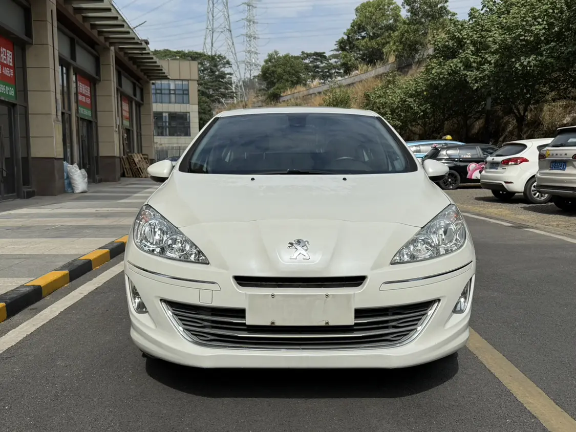 Peugeot 408  из Китая
