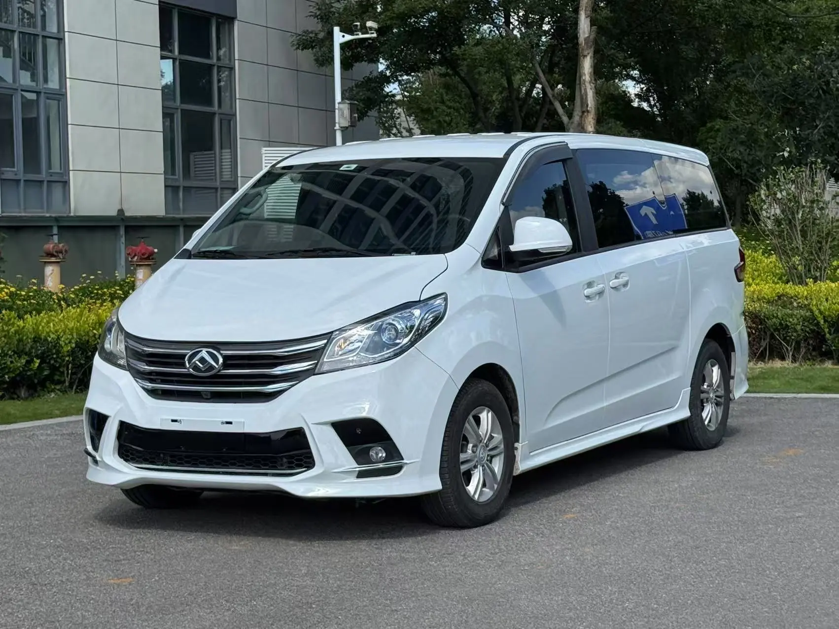 Datong Maxus G10  из Китая