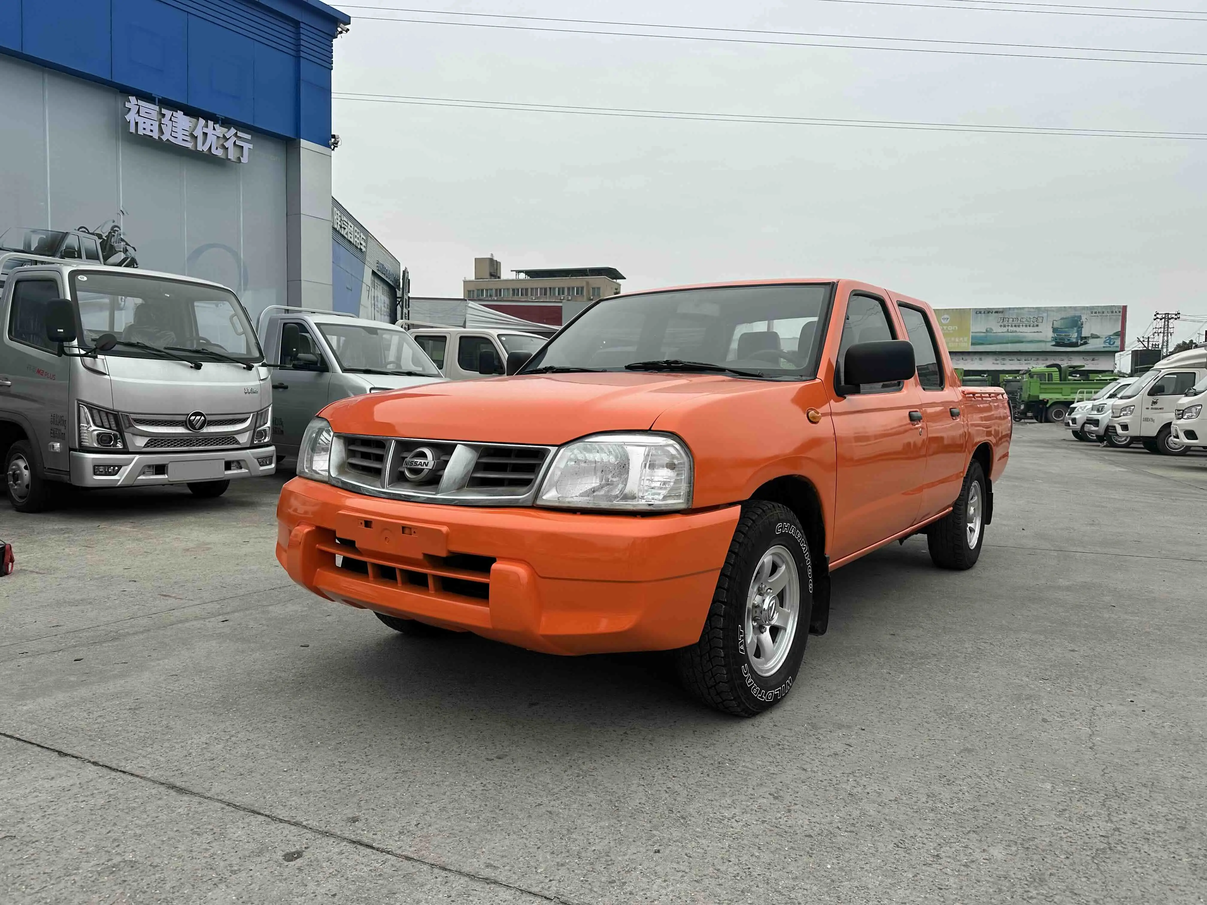 Nissan D22  из Китая