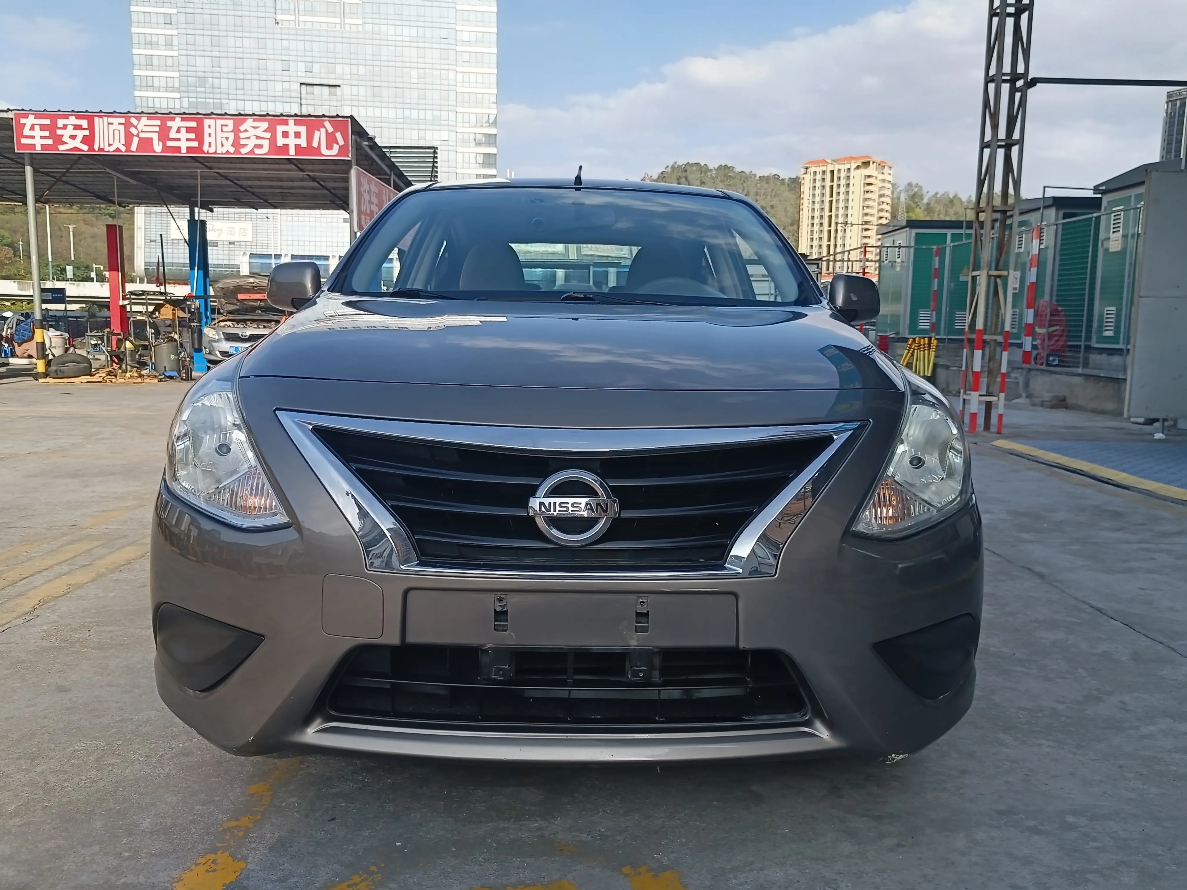 Nissan Sunlight  из Китая