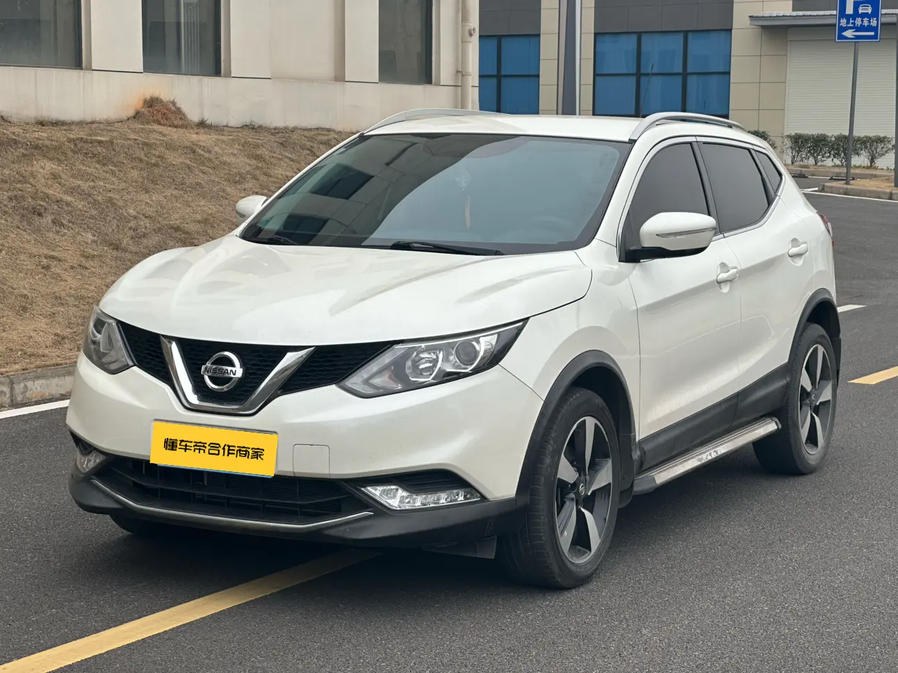 Nissan Qashqai  из Китая