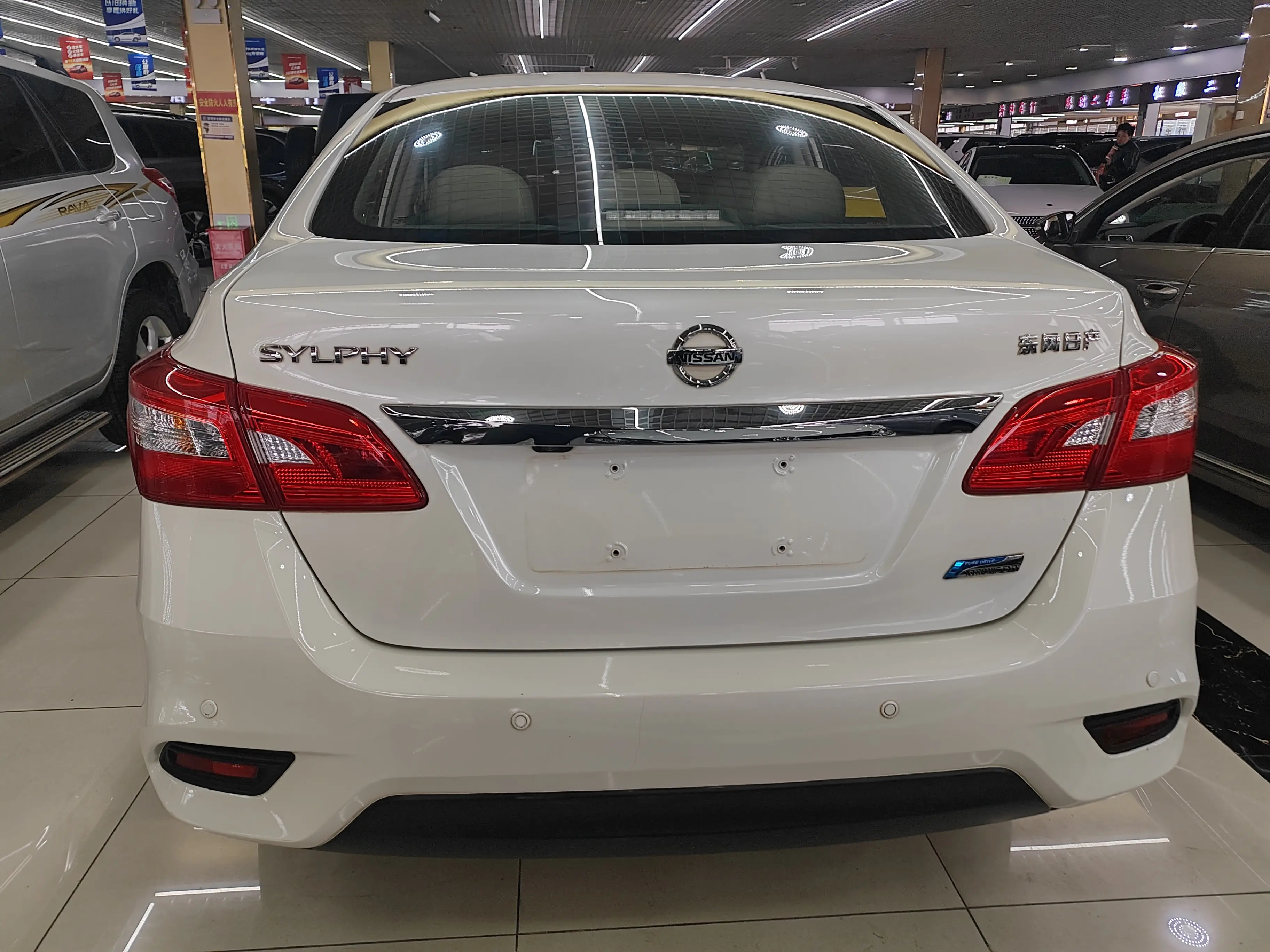 Nissan Sylphy  из Китая