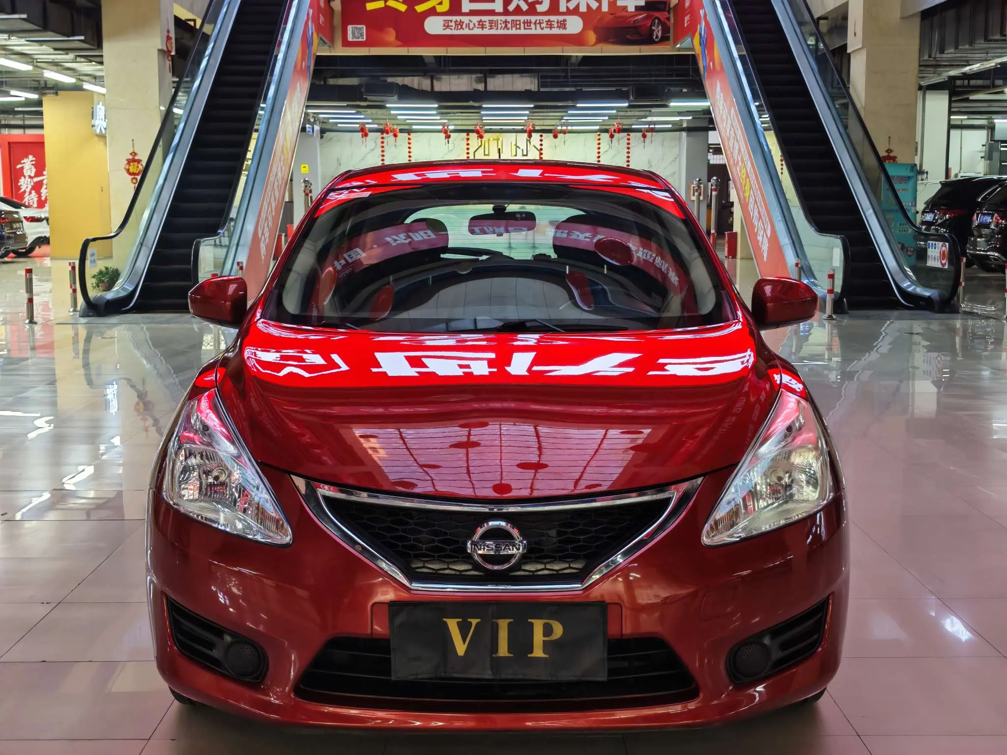 Nissan Tiida  из Китая