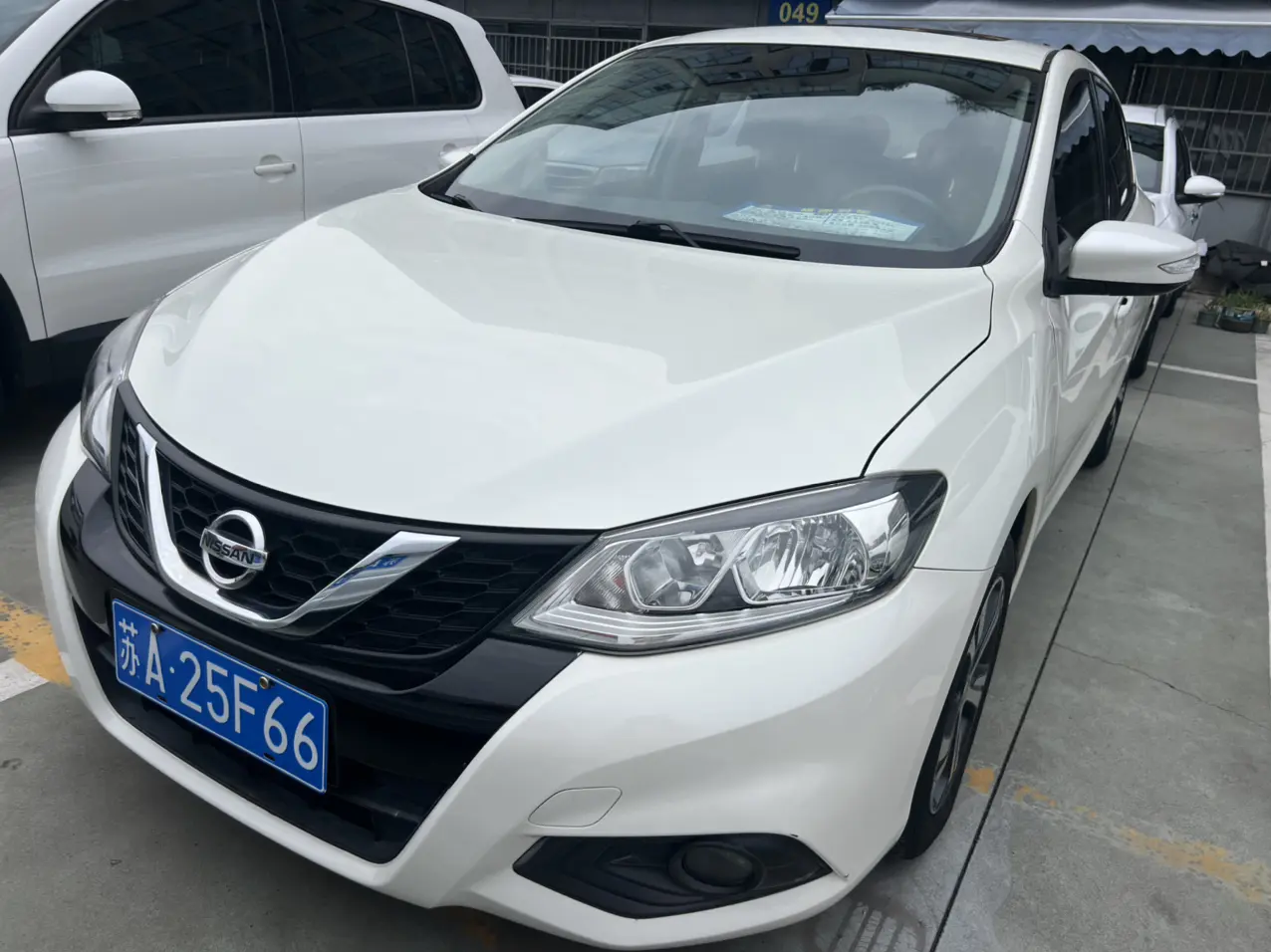 Nissan Tiida  из Китая