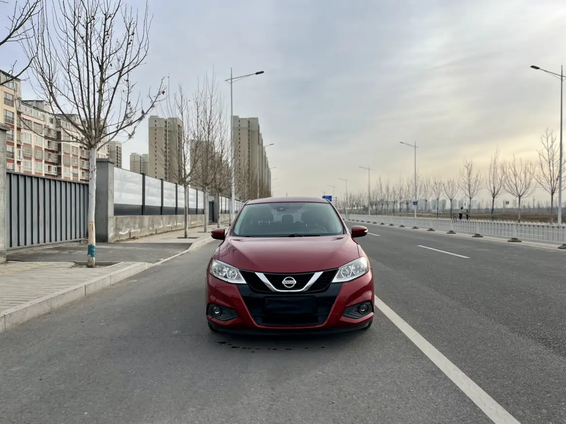 Nissan Tiida  из Китая
