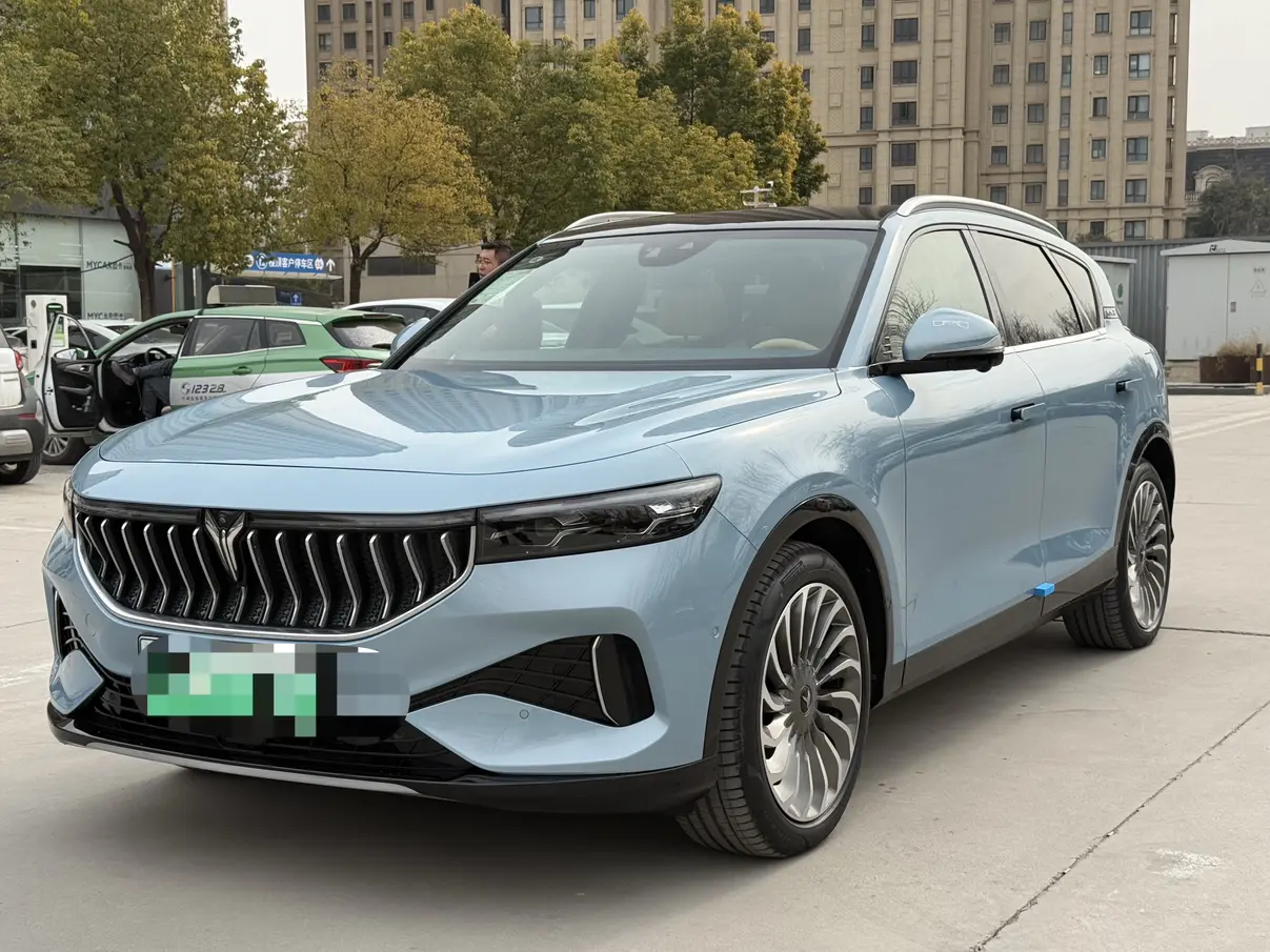 Voyah Lantu FREE  из Китая