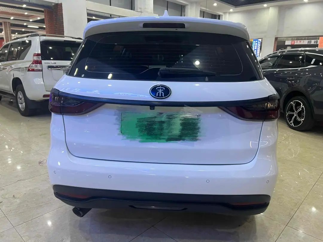 BYD Song MAX DM  из Китая