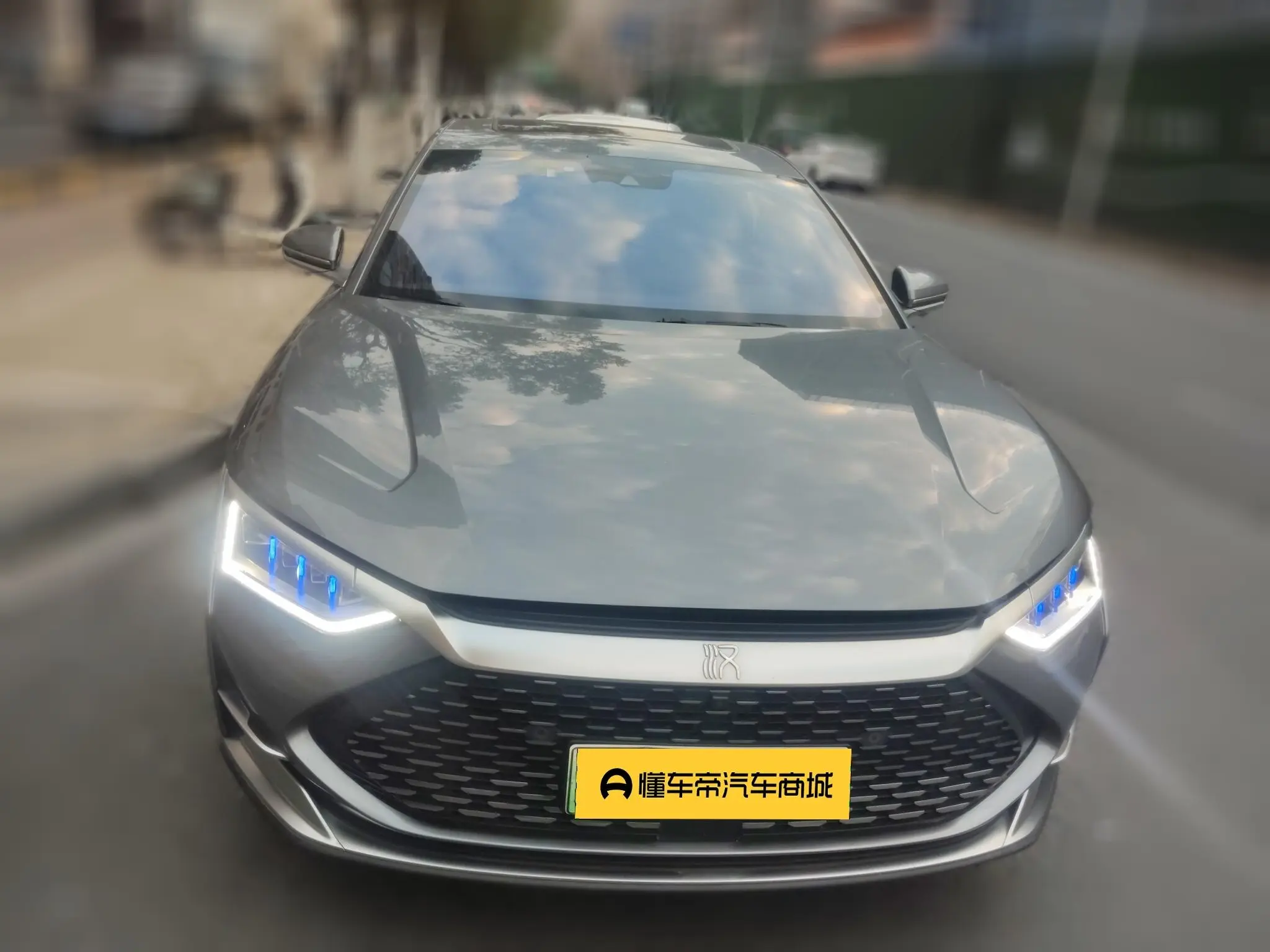 BYD HAN DM  из Китая