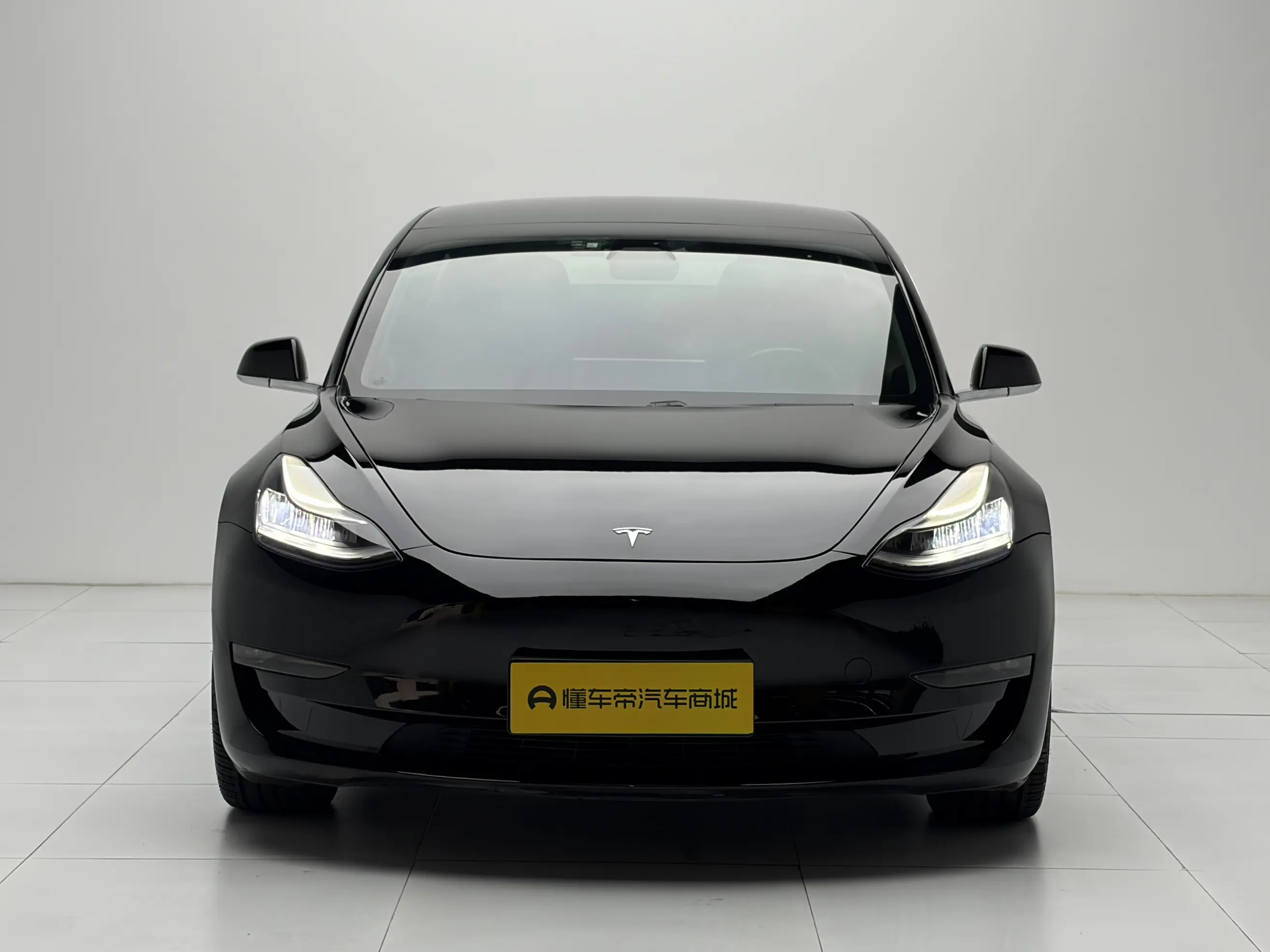 Tesla Model 3  из Китая