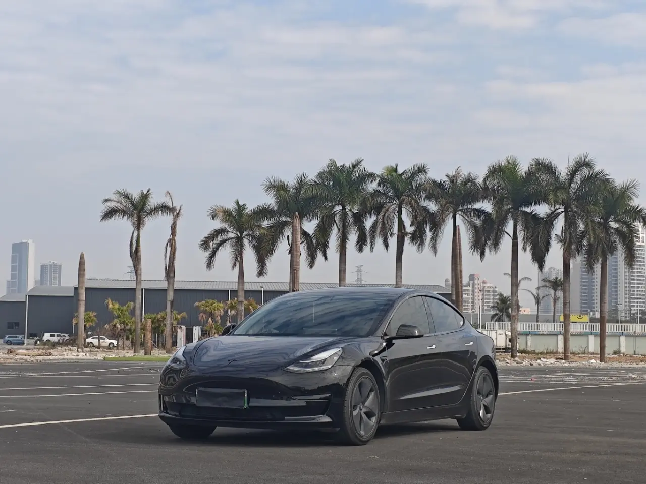 Tesla Model 3  из Китая