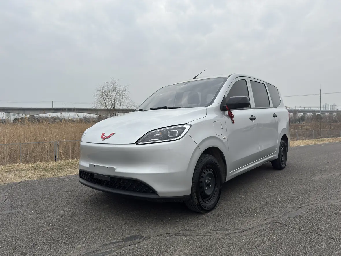 Wuling Hongguang pure electric version  из Китая