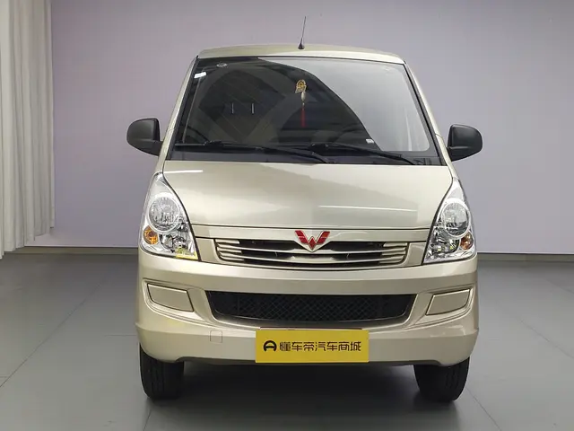 Wuling Rongguang  из Китая