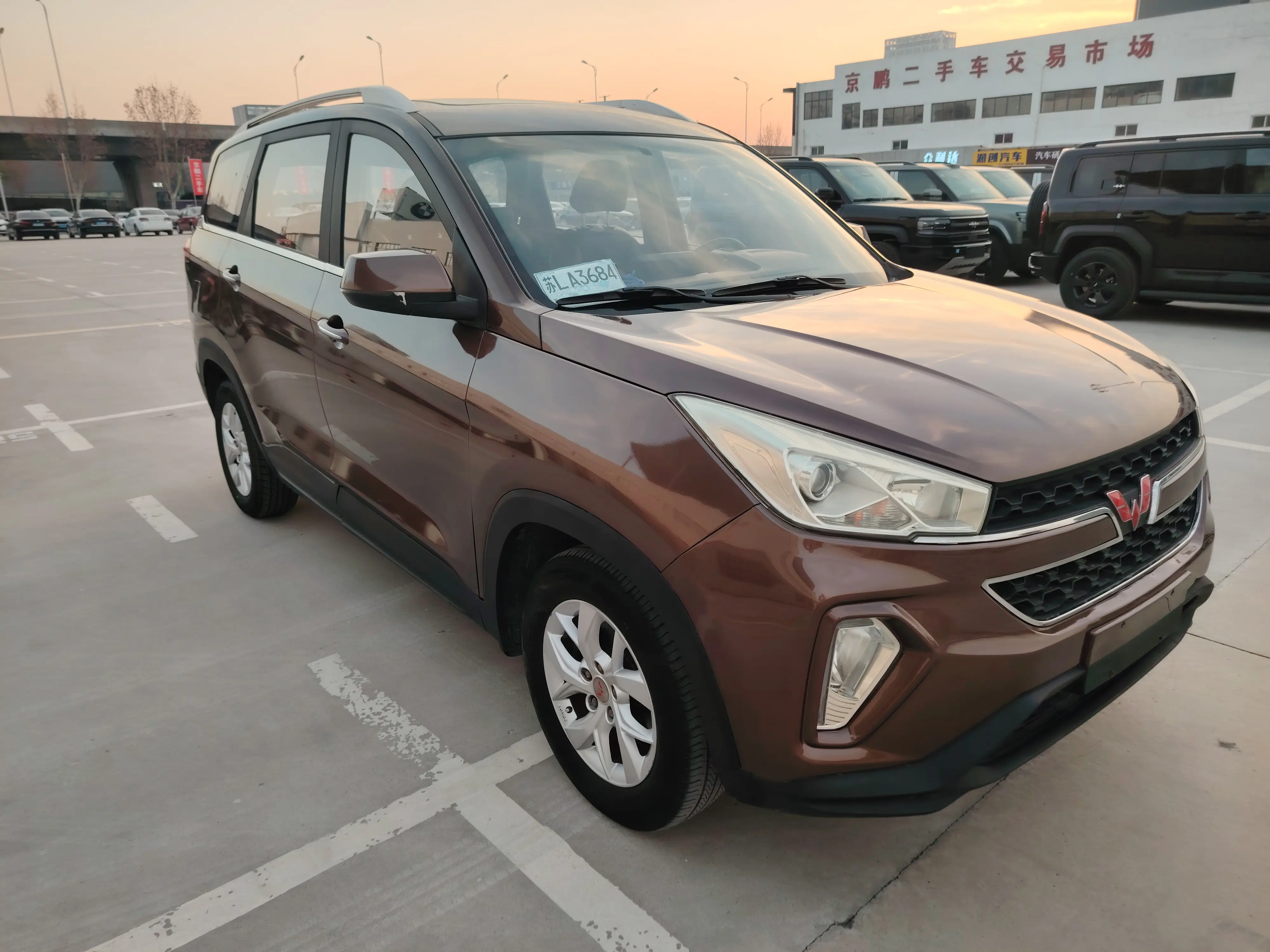 Wuling Hongguang S3  из Китая