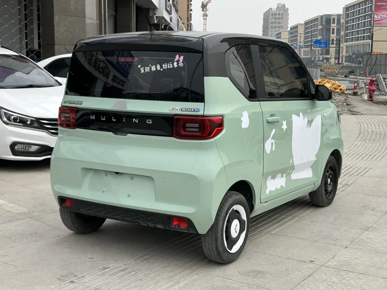 Wuling Hongguang MINIEV  из Китая