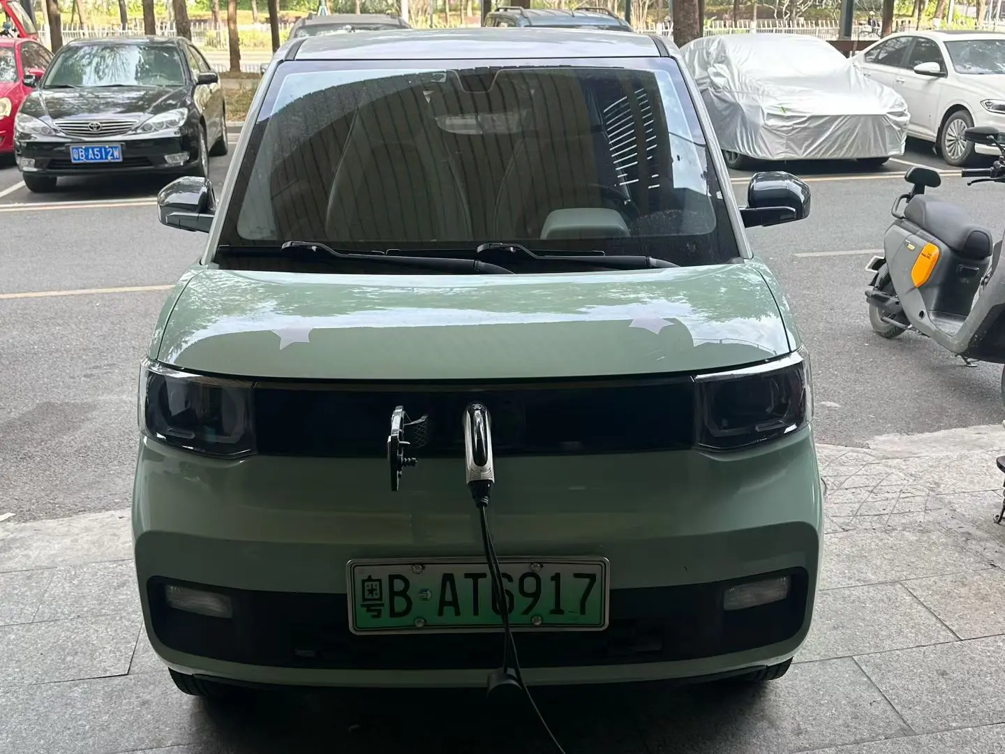 Wuling Hongguang MINIEV  из Китая