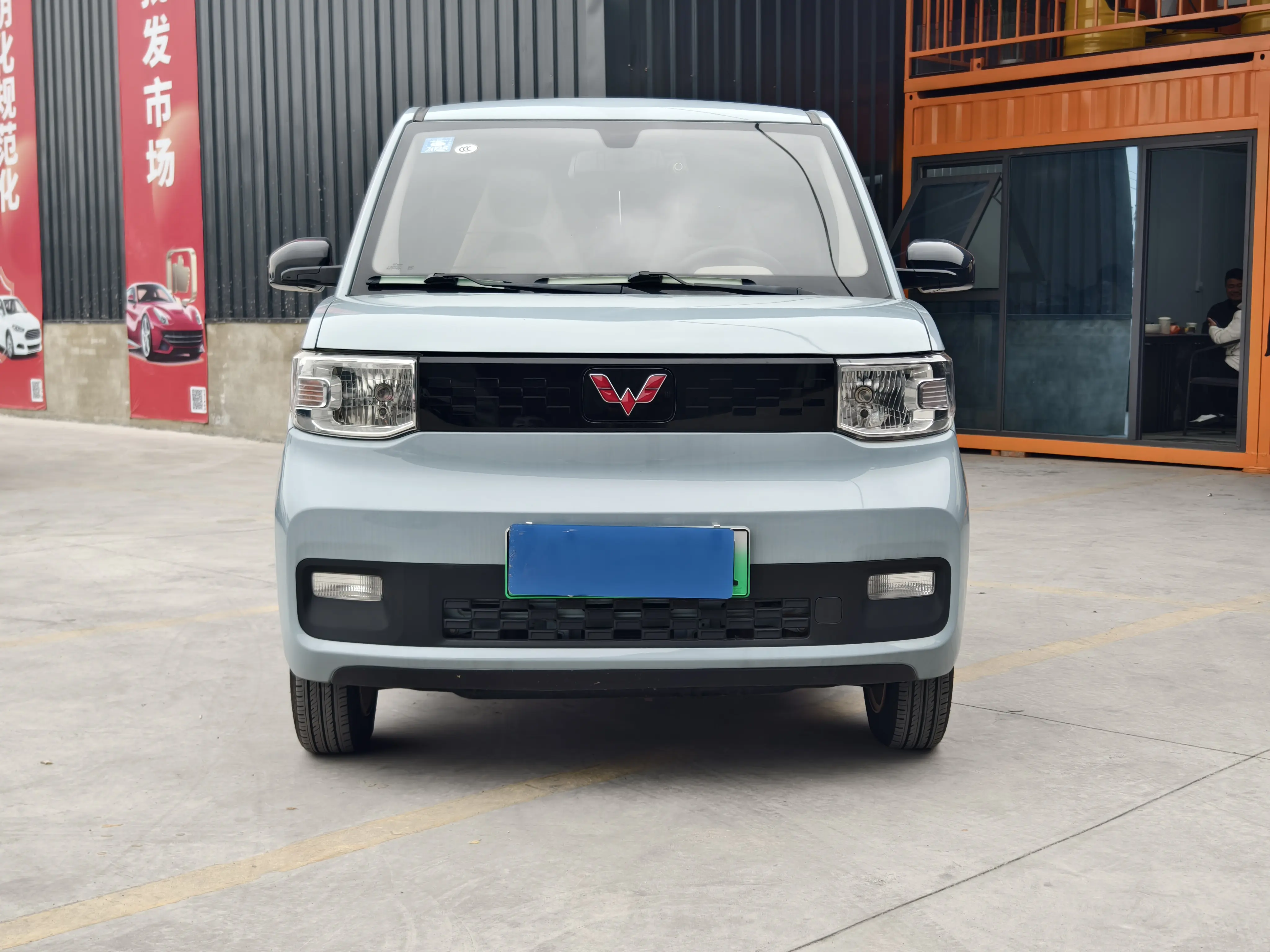 Wuling Hongguang MINIEV  из Китая