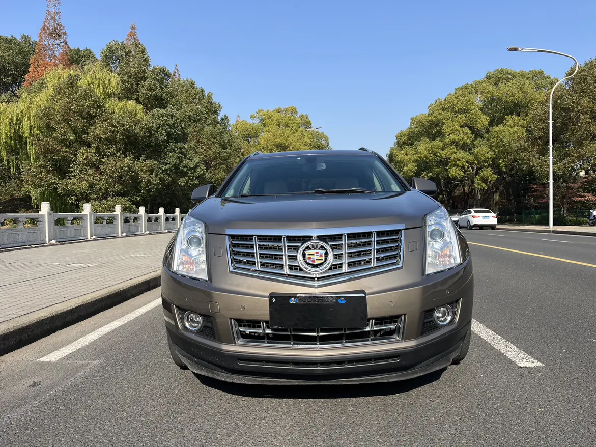 Cadillac SRX  из Китая