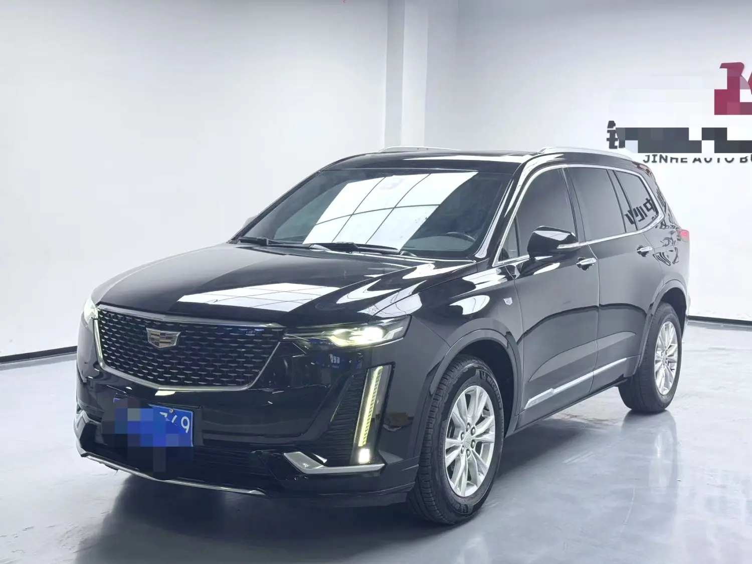 Cadillac XT6  из Китая