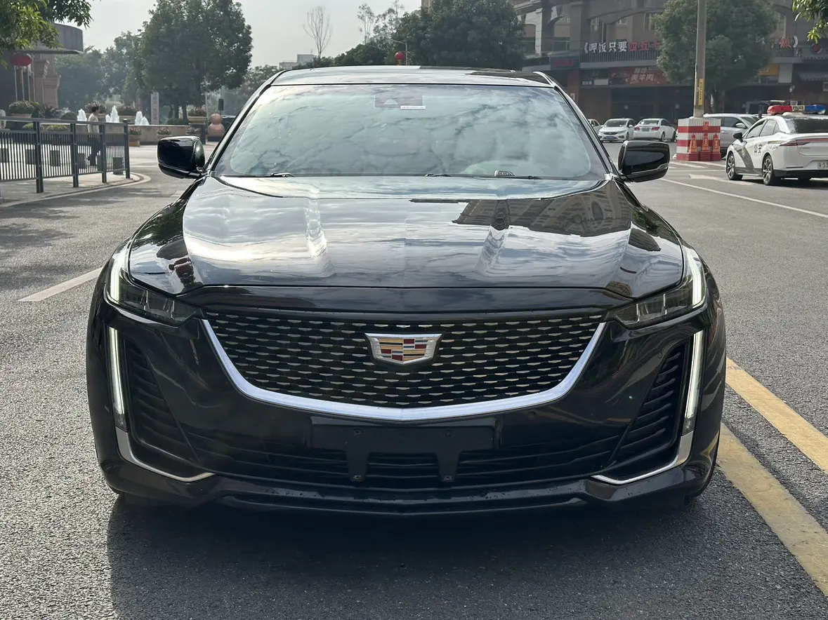 Cadillac CT5  из Китая