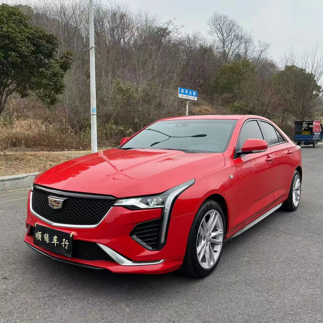 Cadillac CT4  из Китая