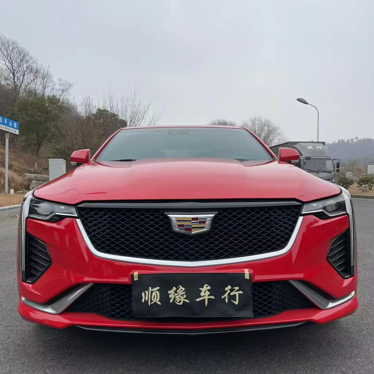 Cadillac CT4  из Китая