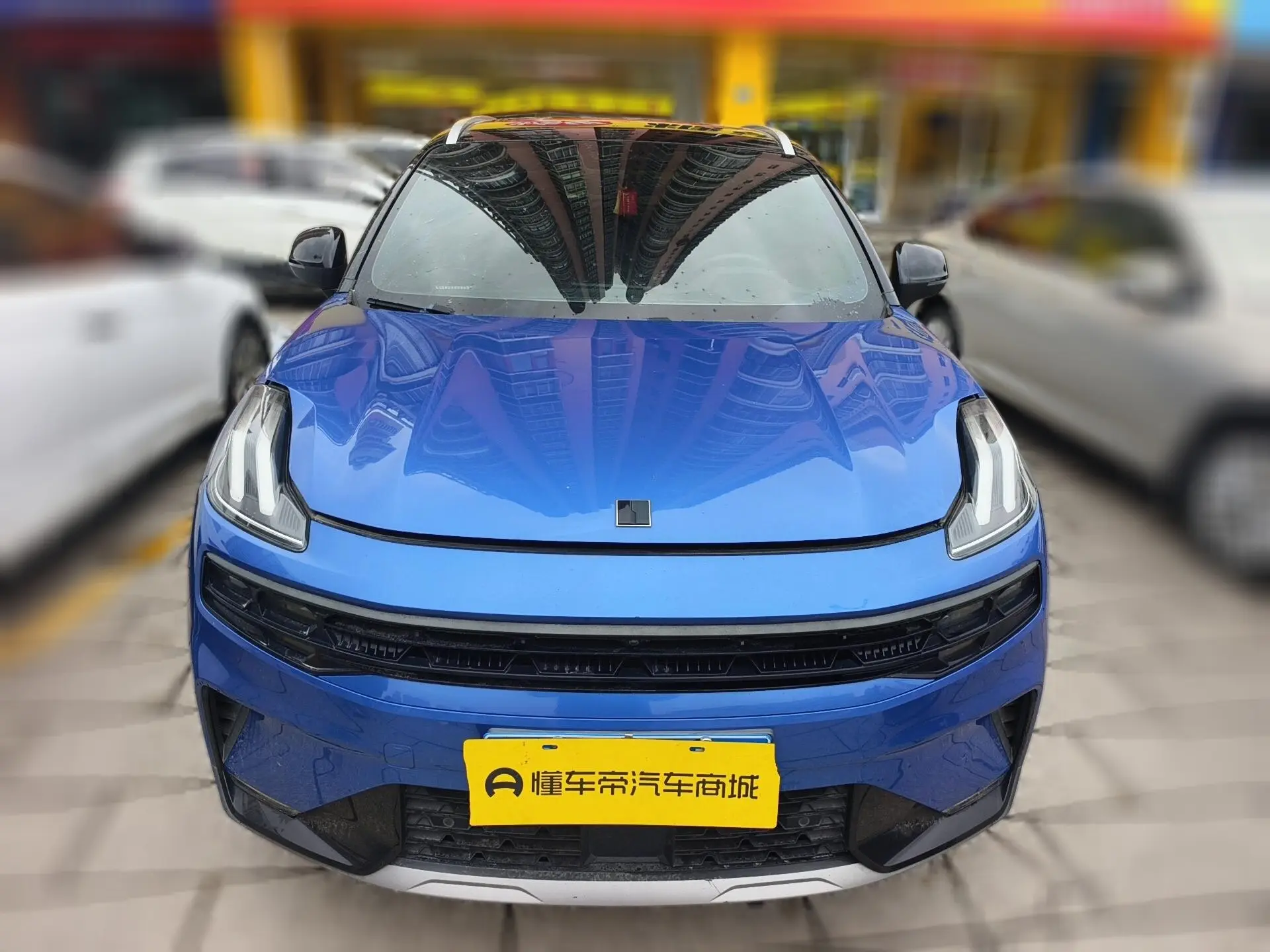 Lynk & Co 06  из Китая