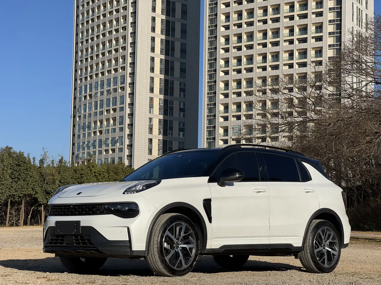 Lynk & Co 01