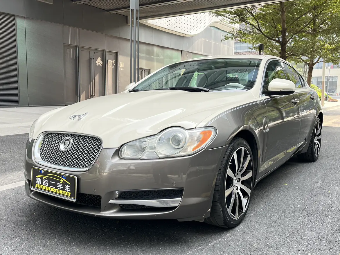 Jaguar XF  из Китая