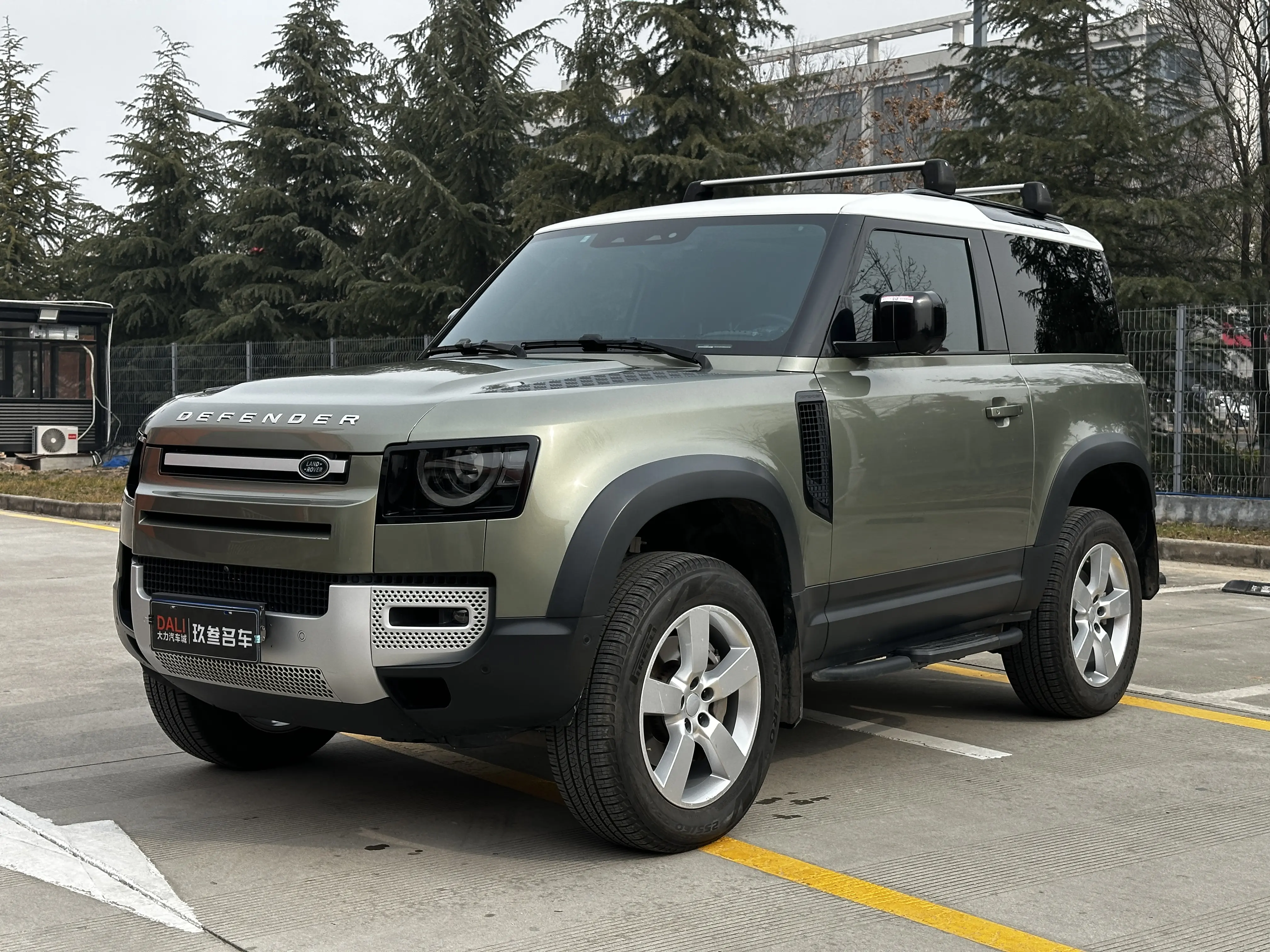 Land Rover Guard  из Китая