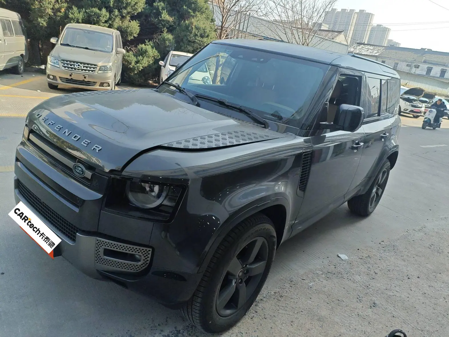 Land Rover Guard  из Китая