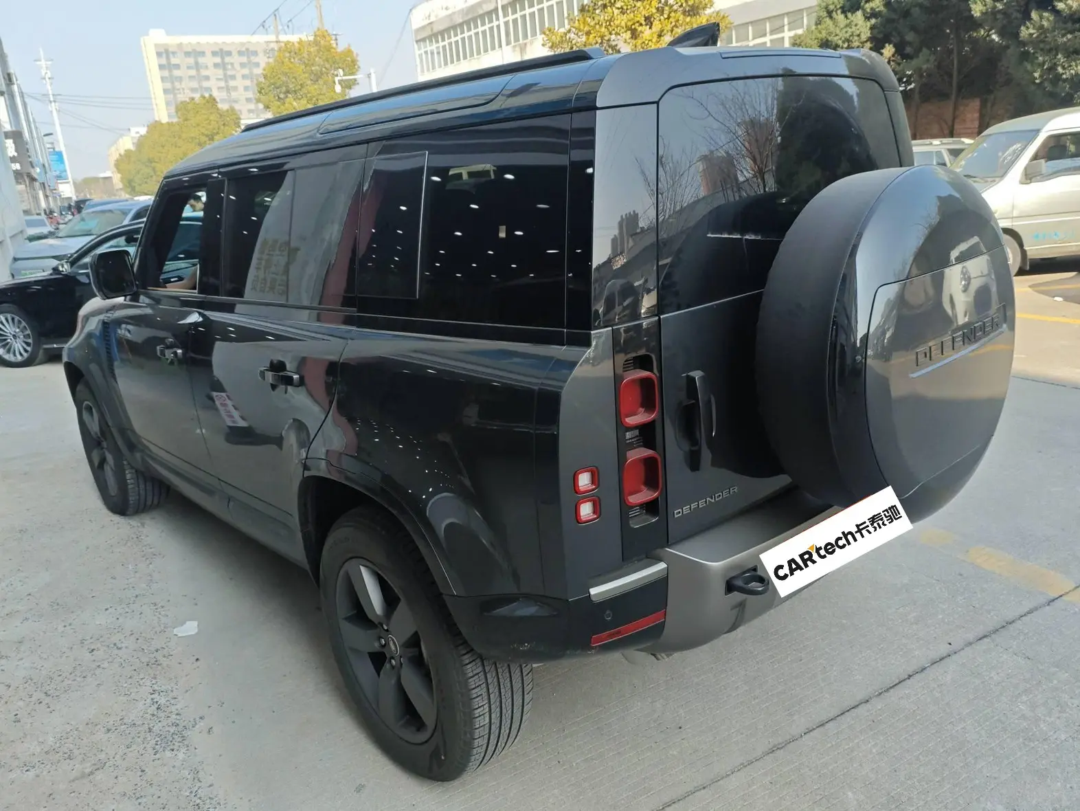 Land Rover Guard  из Китая