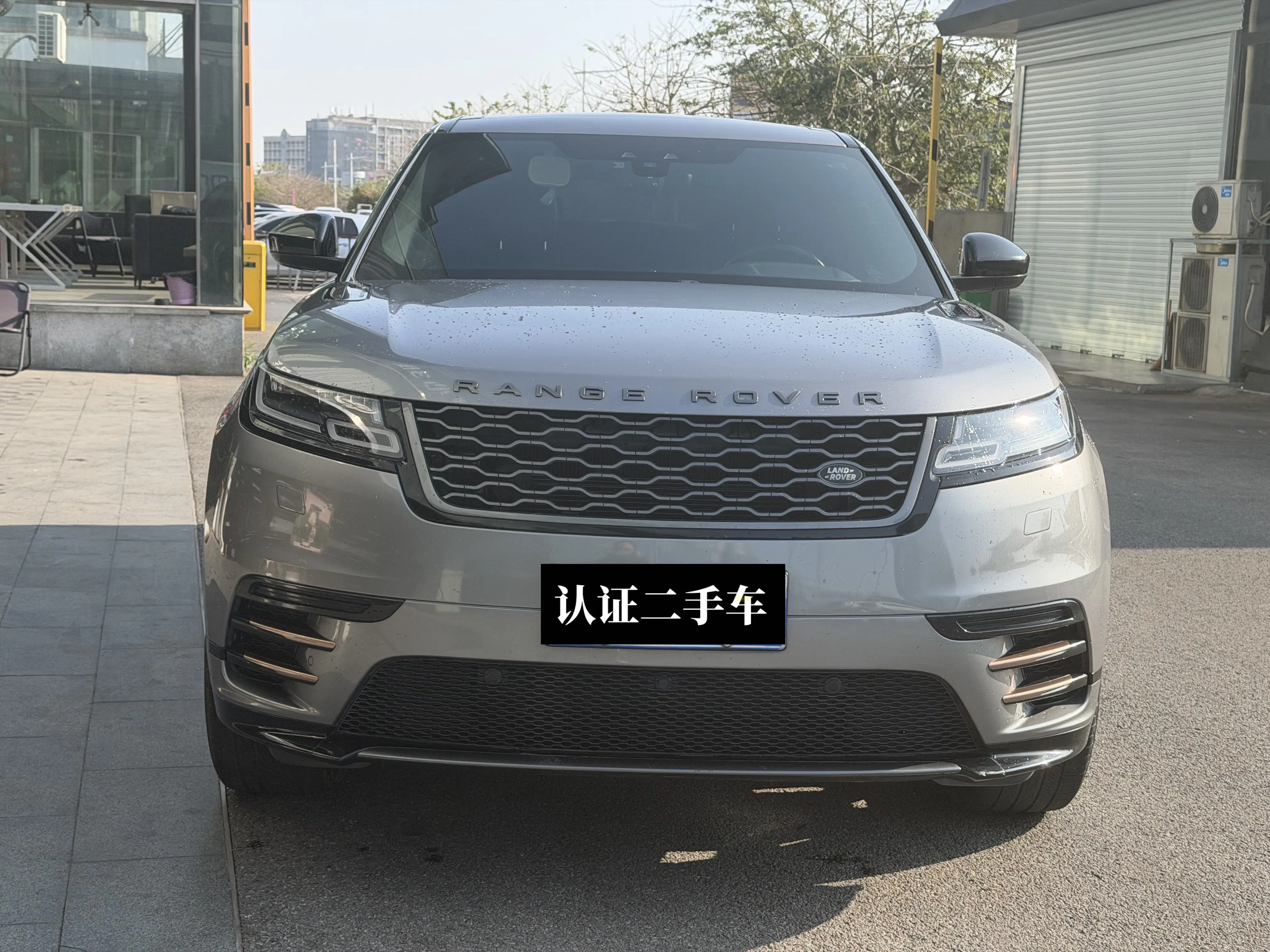 Land Rover Range Rover Velar  из Китая