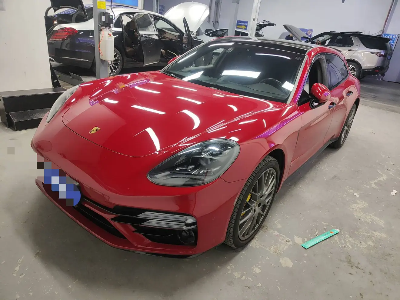 Porsche Panamera  из Китая