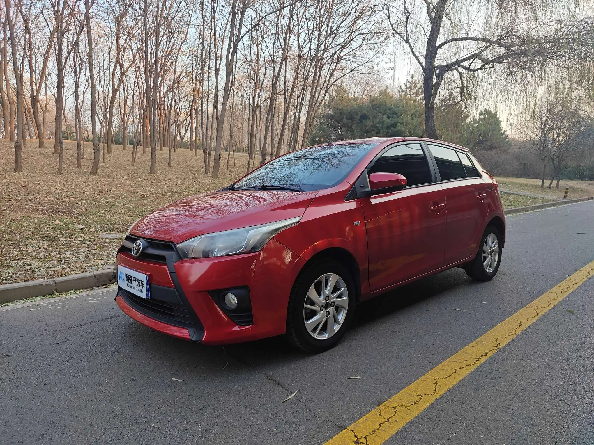 Toyota Yaris L  из Китая