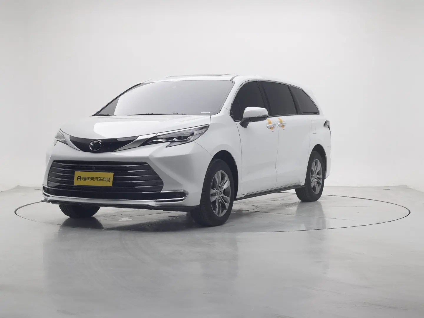 Toyota Sienna  из Китая