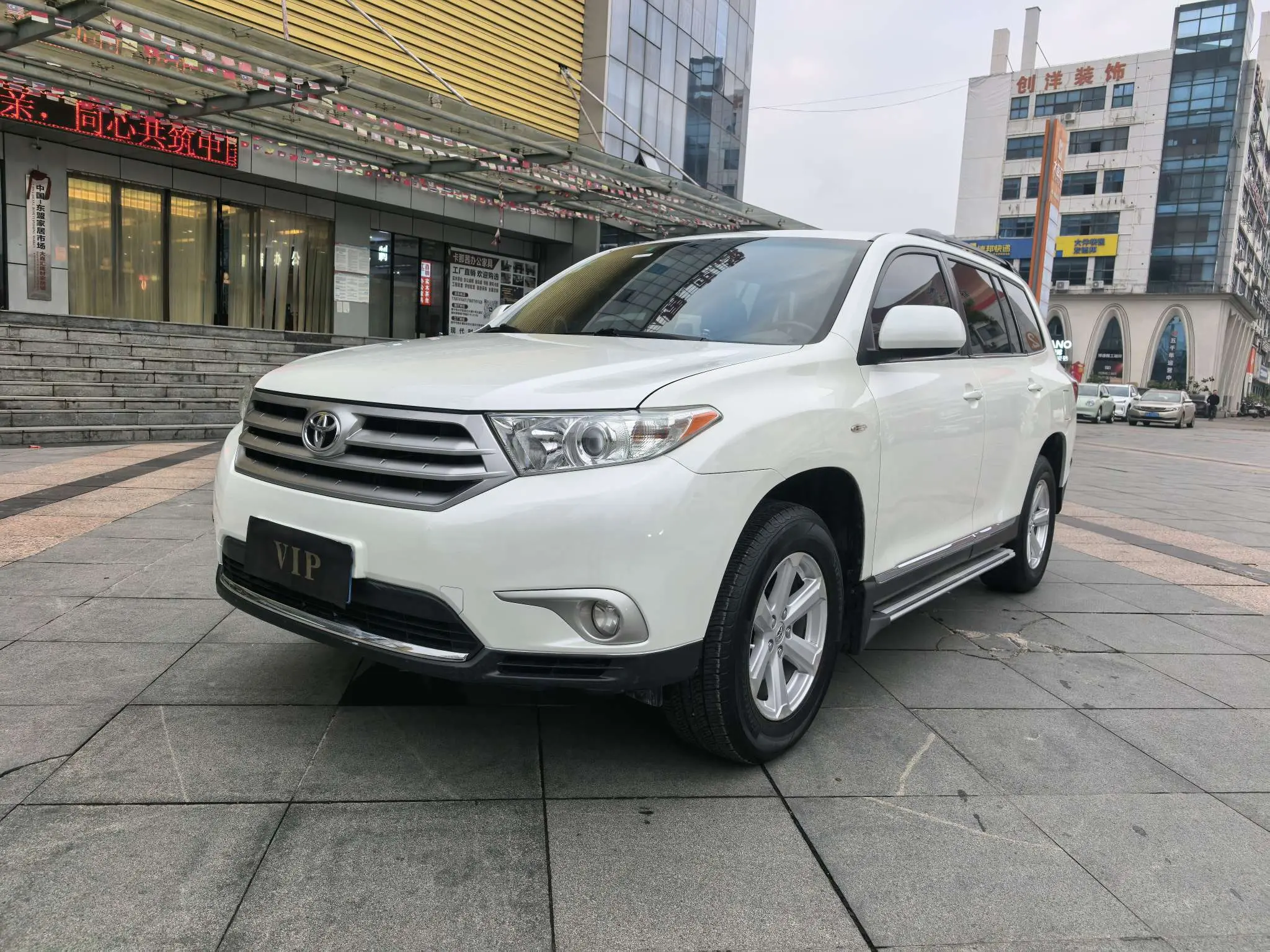Toyota Highlander  из Китая