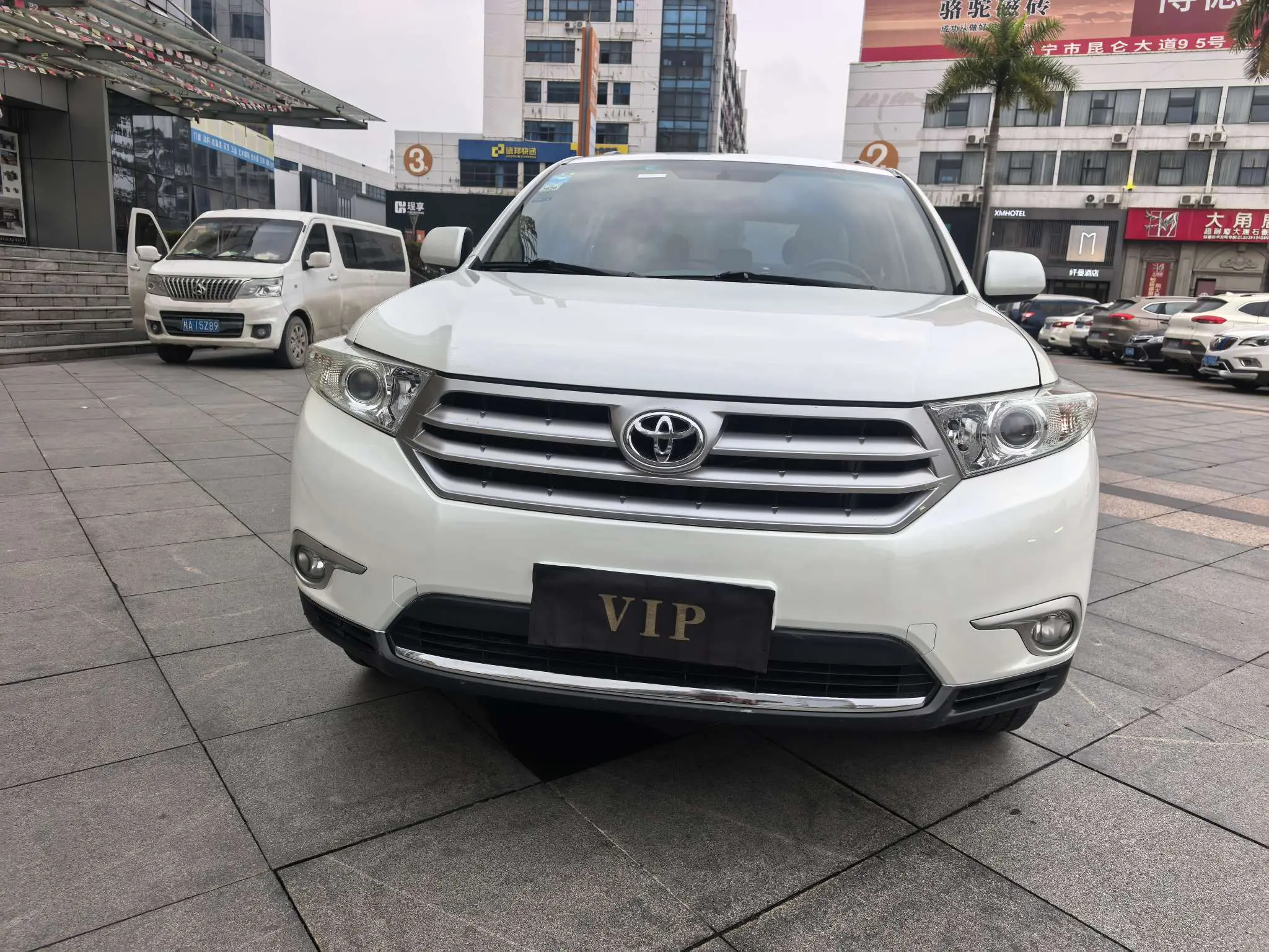 Toyota Highlander  из Китая